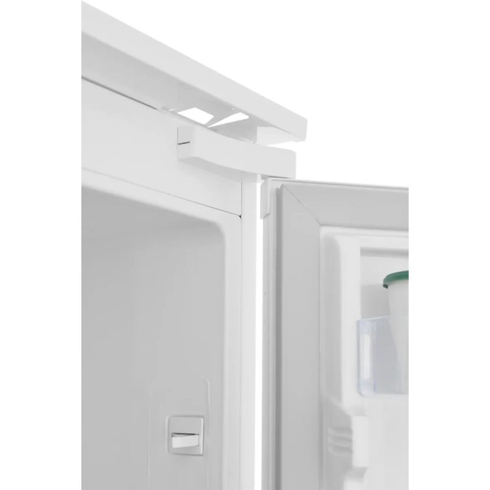 Встраиваемый холодильник Indesit IBH 18